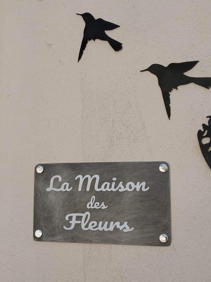 La Maison Des Fleurs Scrignac Екстериор снимка